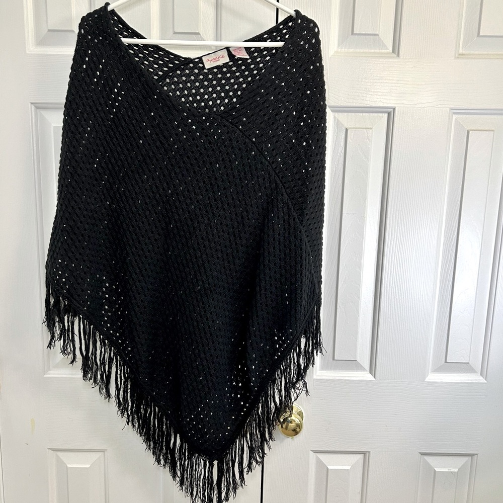 Crystal Kobe Woman Black Open Knit Fringe Ramie & Cotton Poncho Size OS